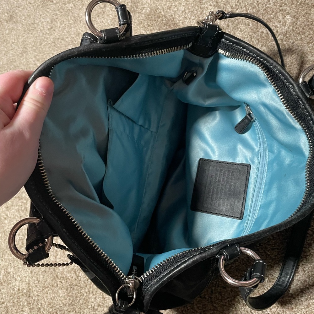 Coach Leah Shoulder Bag - Picture 3 of 5